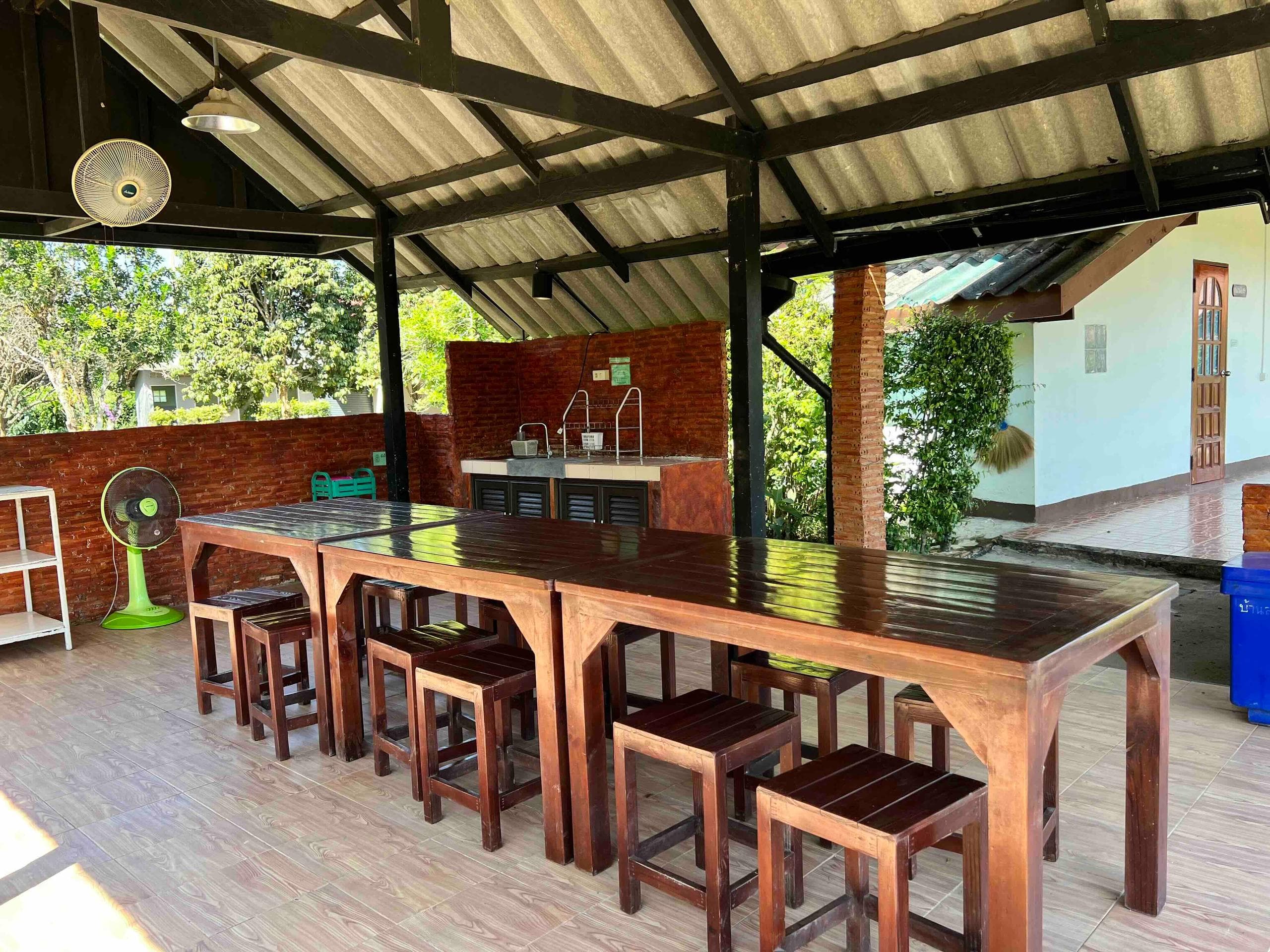 บ้านส้มโอ บ้านสวนสายสมร ที่พักนครนายก