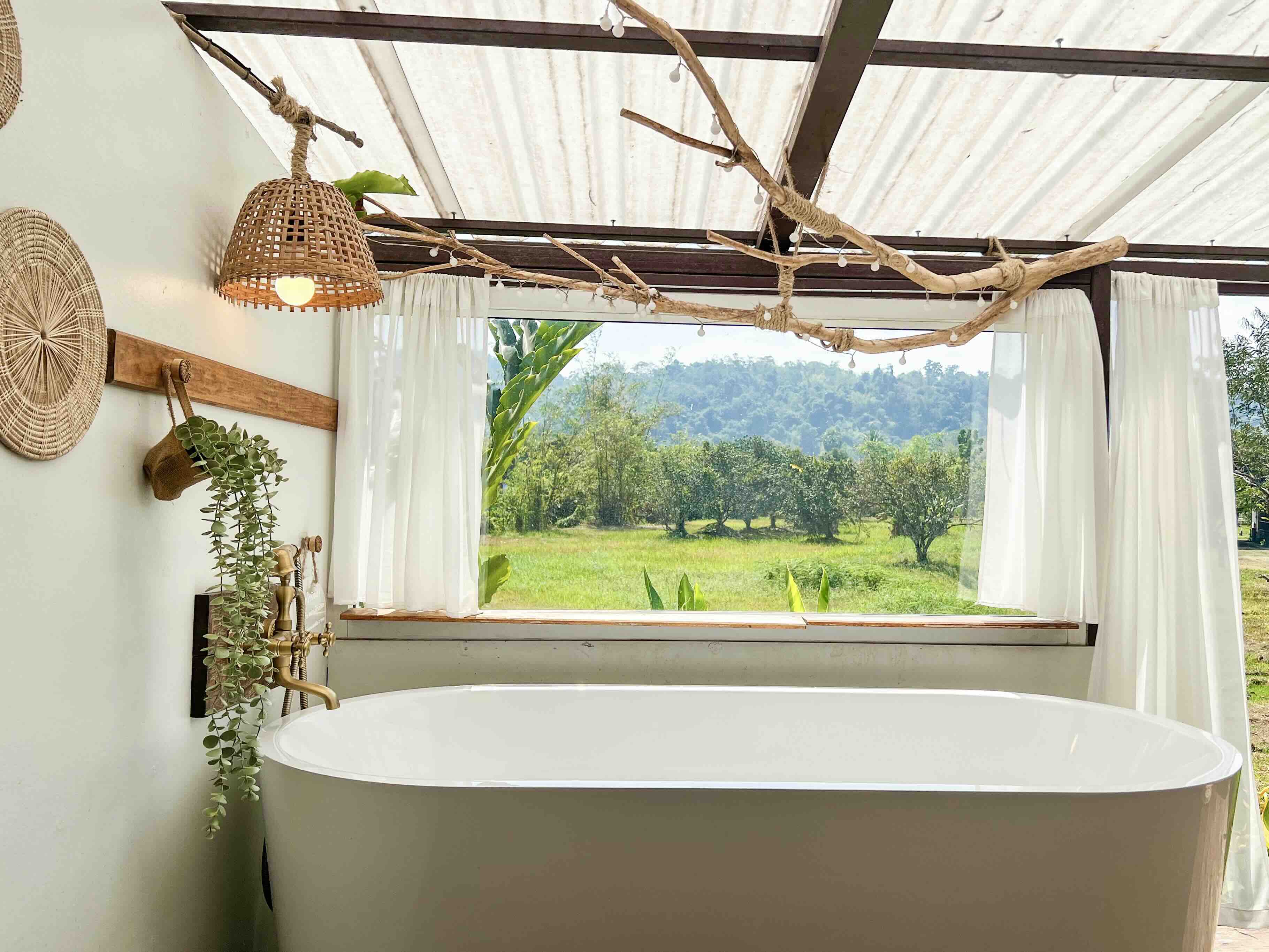 บ้านเล็กน้อย บ้านสวนสายสมร ที่พักนครนายก