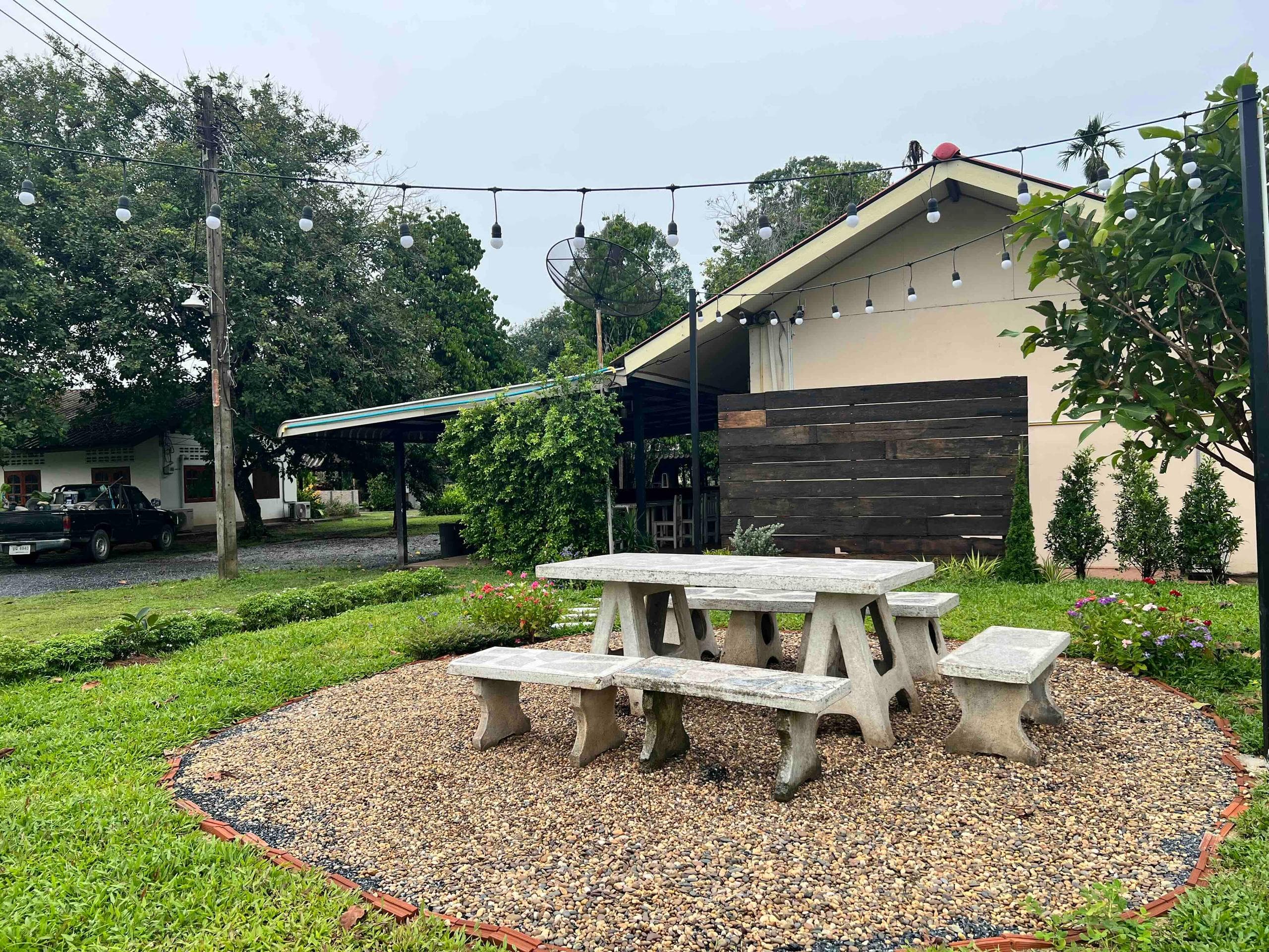 บ้านหมอนทอง บ้านสวนสายสมร ที่พักนครนายก